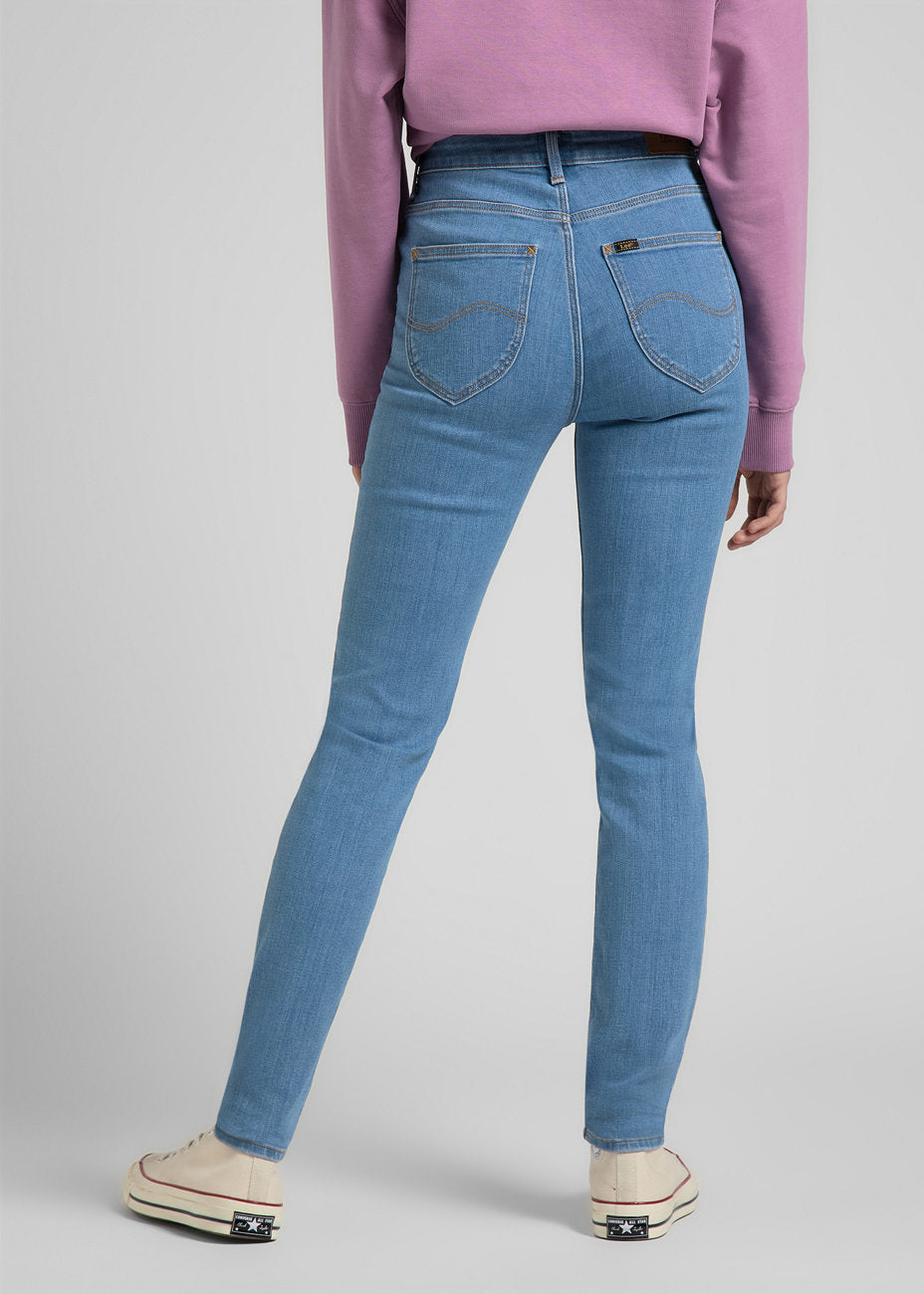 LEE SCARLETT HIGH DAMSKIE SPODNIE JEANSOWE LIGHT LITA L626OPVM