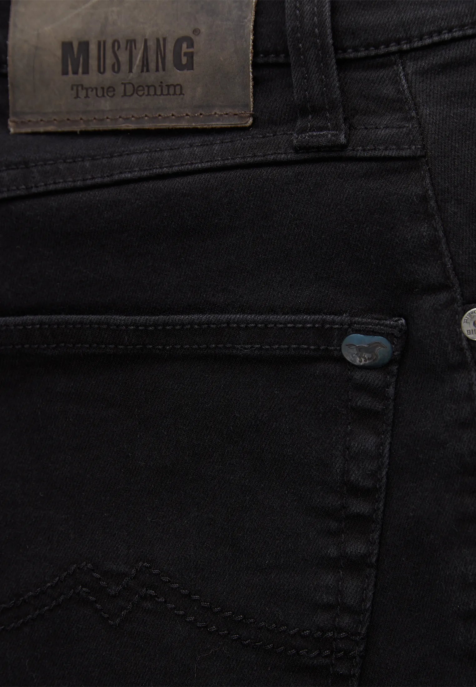 Męskie Spodnie Jeansowe Mustang Tramper Tapered Denim Black 1005088 4000 800