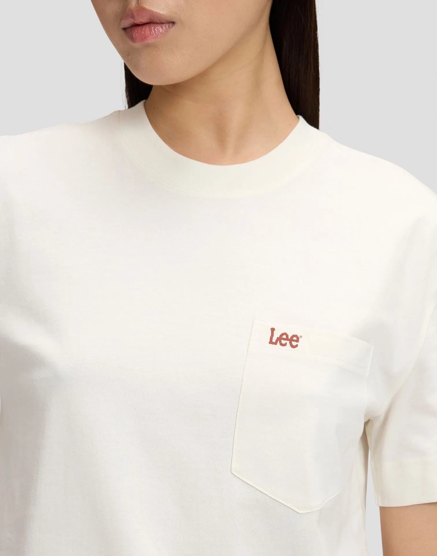 BLUZKI DAMSKIE LEE POCKET TEE ECRU 112386207