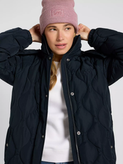 DAMSKA CZAPKA LEE CORE BEANIE PLUMBERRY 112372711