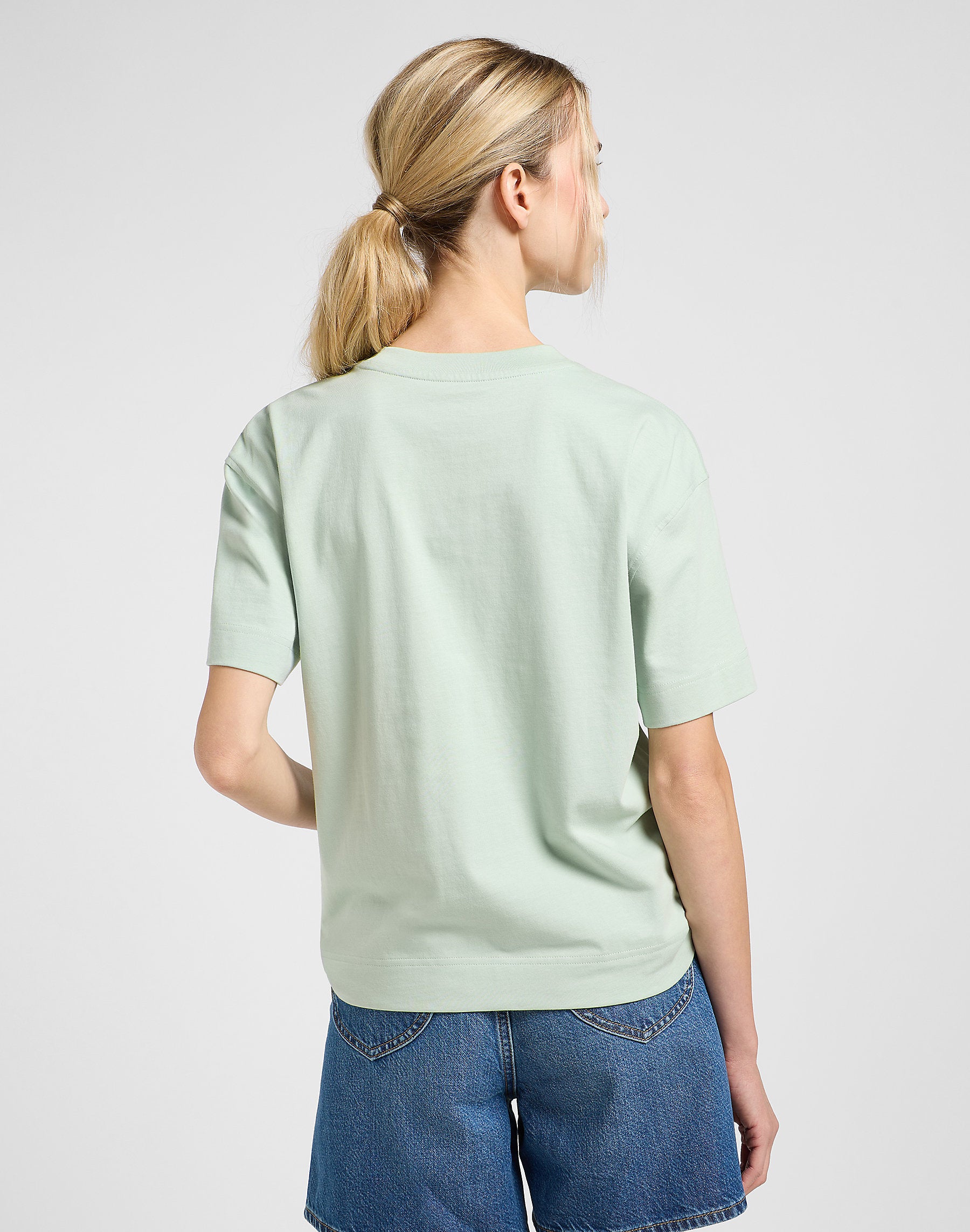 Damska Koszulka Lee Embroidery Pocket Tee Soft Sage 112363833