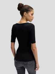 DAMSKA KOSZULKA LEE SS SQUARED NECK BLACK 112377001