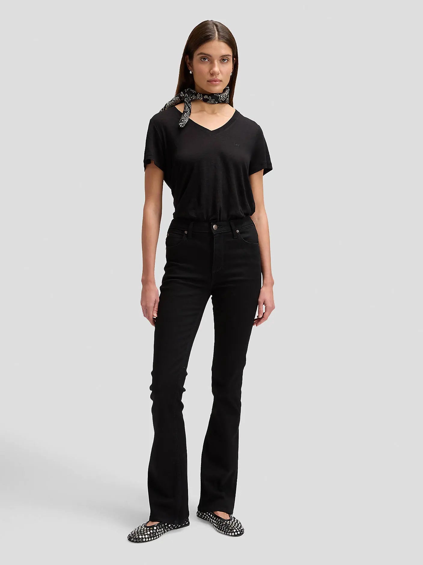 DAMSKA KOSZULKA LEE V NECK TEE BLACK 112378740