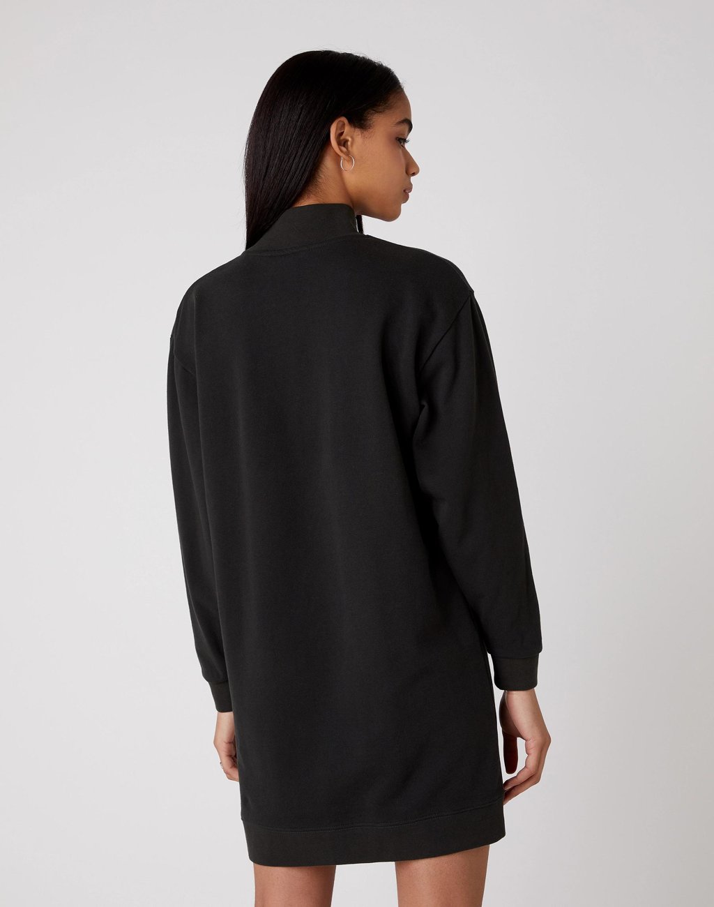 DAMSKA SUKIENKA WRANGLER HIGH NECK SWEAT DRES FADED BLACK W9P2HNXV6 112132452