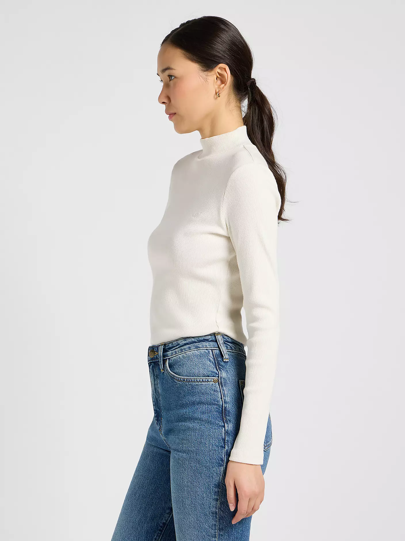 DAMSKIE KOSZULKA LEE MOCK NECK ECRU 112370950