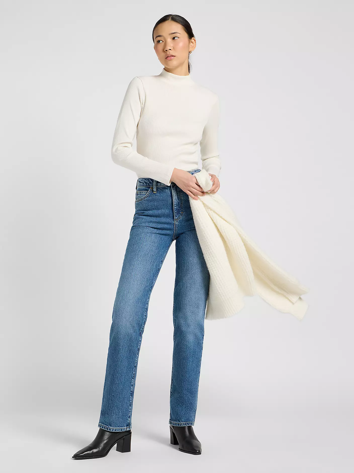 DAMSKIE KOSZULKA LEE MOCK NECK ECRU 112370950