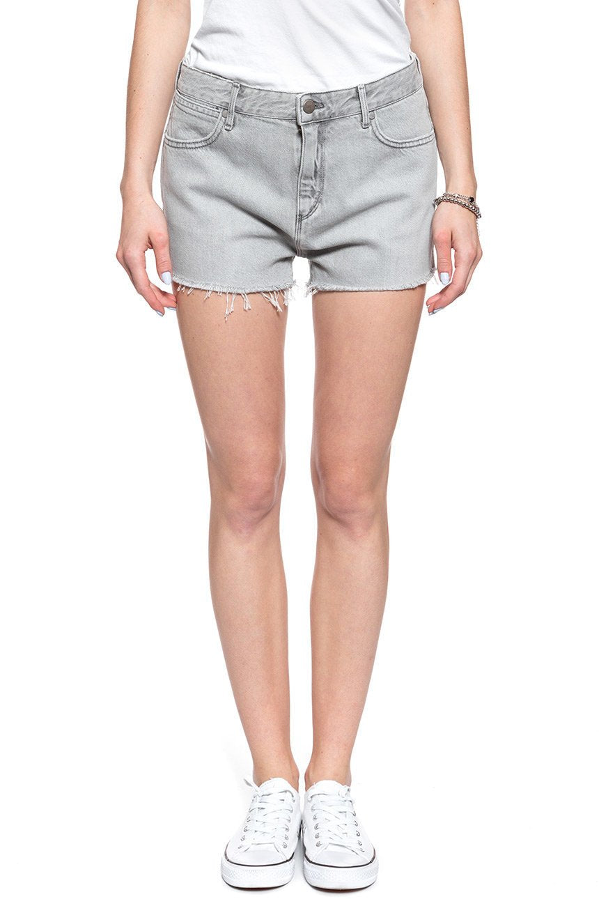 DAMSKIE SPODENKI WRANGLER BOYFRIEND SHORT ICY GREY W29KRJ28C 112128579