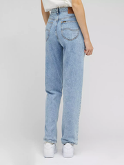 DAMSKIE SPODNIE JEANSOWE LEE ELASTICATED CAROL LIGHT SANCTUARY 112330490