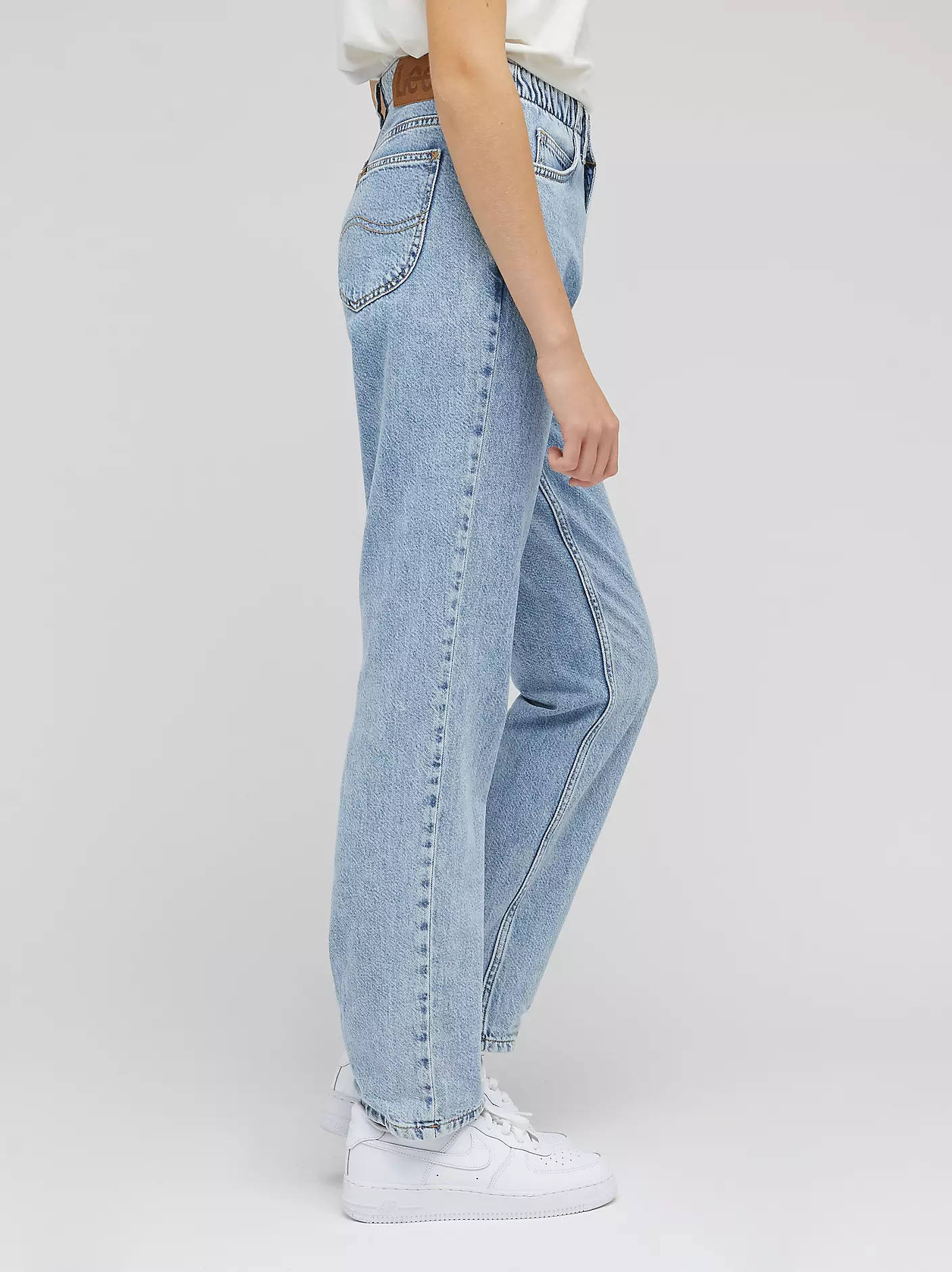 DAMSKIE SPODNIE JEANSOWE LEE ELASTICATED CAROL LIGHT SANCTUARY 112330490