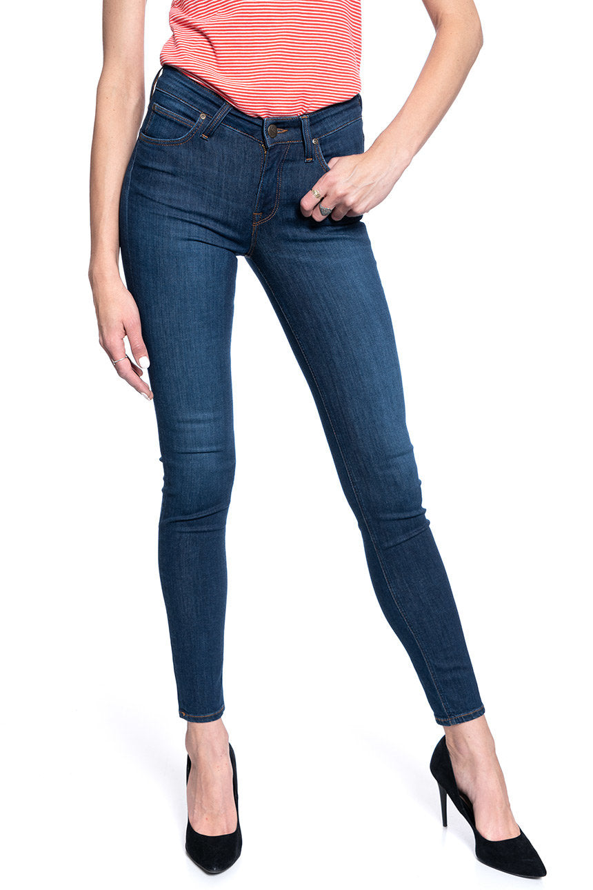 DAMSKIE SPODNIE JEANSOWE LEE SCARLETT FOSTER DARK L526MHBM 112111755