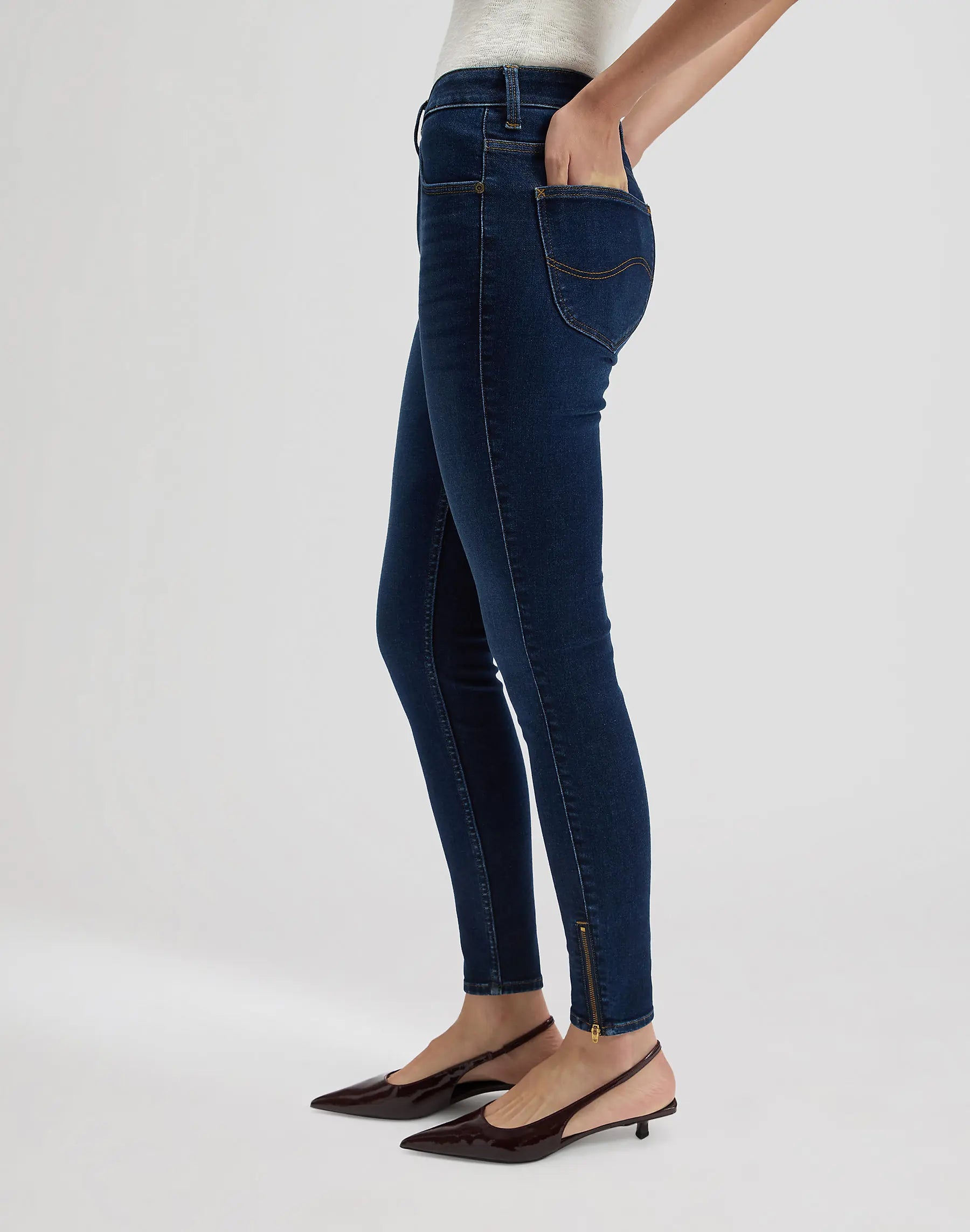 Damskie Spodnie Jeansowe Lee Scarlett High Zip Mid Clap 112376731