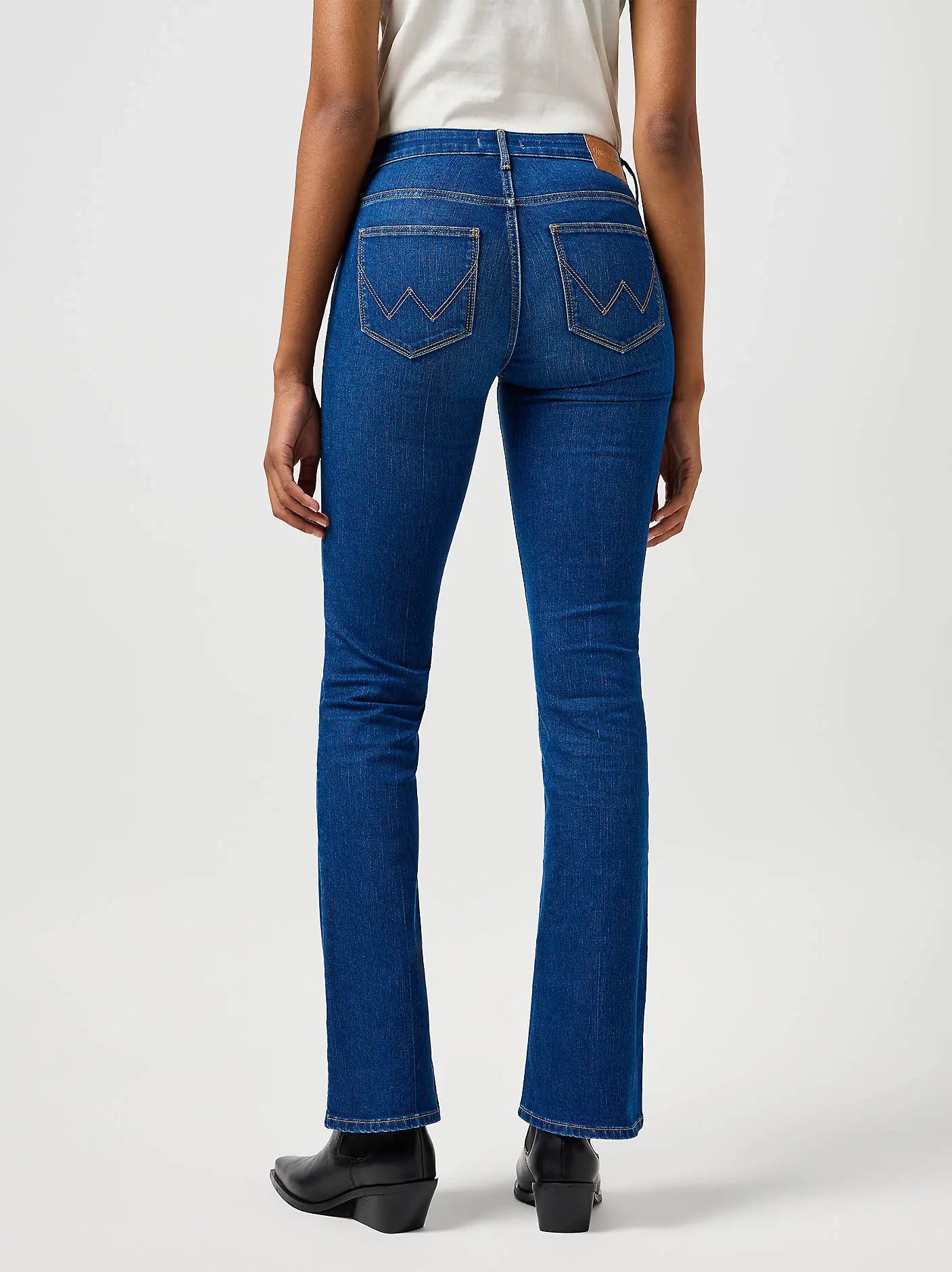 DAMSKIE SPODNIE WRANGLER BOOTCUT HEAVENLY BLUE 112364508