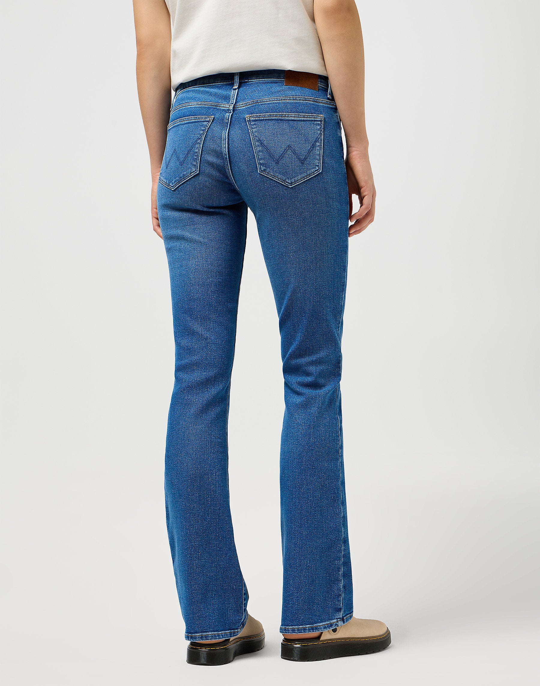 DAMSKIE SPODNIE WRANGLER BOOTCUT RAVEN 112334275