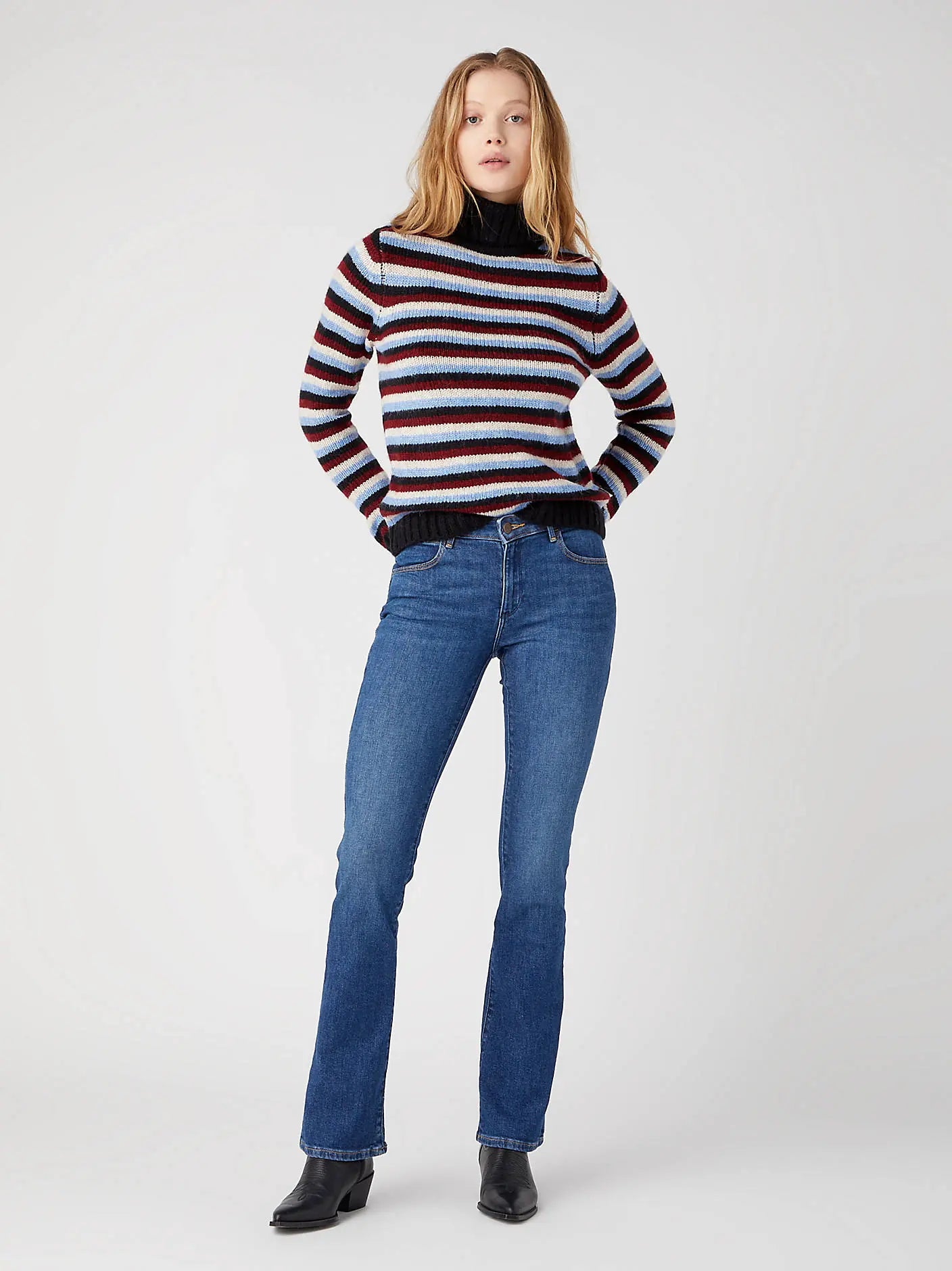 DAMSKIE SPODNIE WRANGLER BOOTCUT RITA 112342859