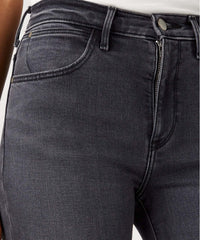 DAMSKIE SPODNIE WRANGLER HIGH SKINNY HEART BREAKER 112345385