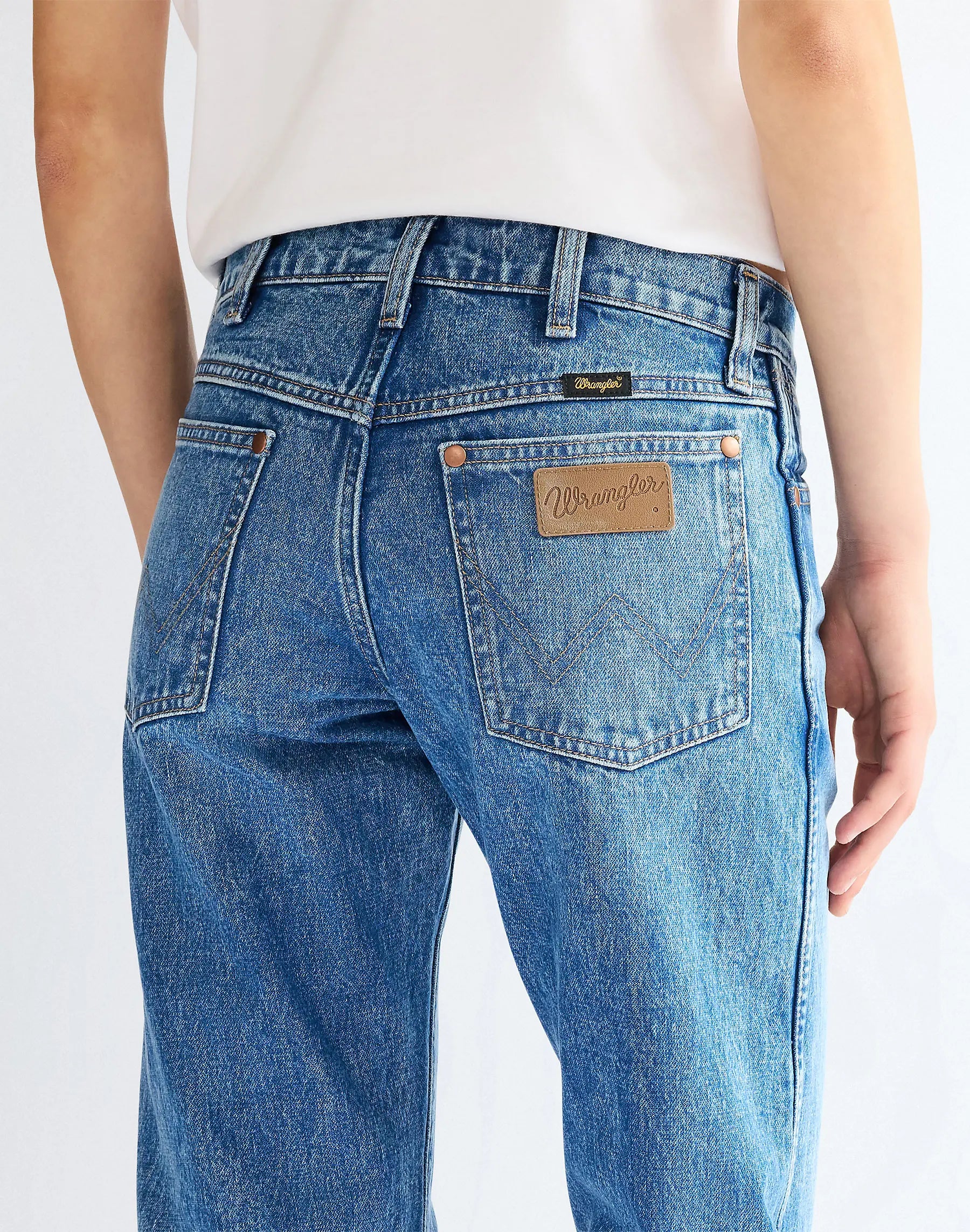 Damskie Spodnie Jeansowe Wrangler Low Rise Cowboy Jean Lasso Lagoo 112371112