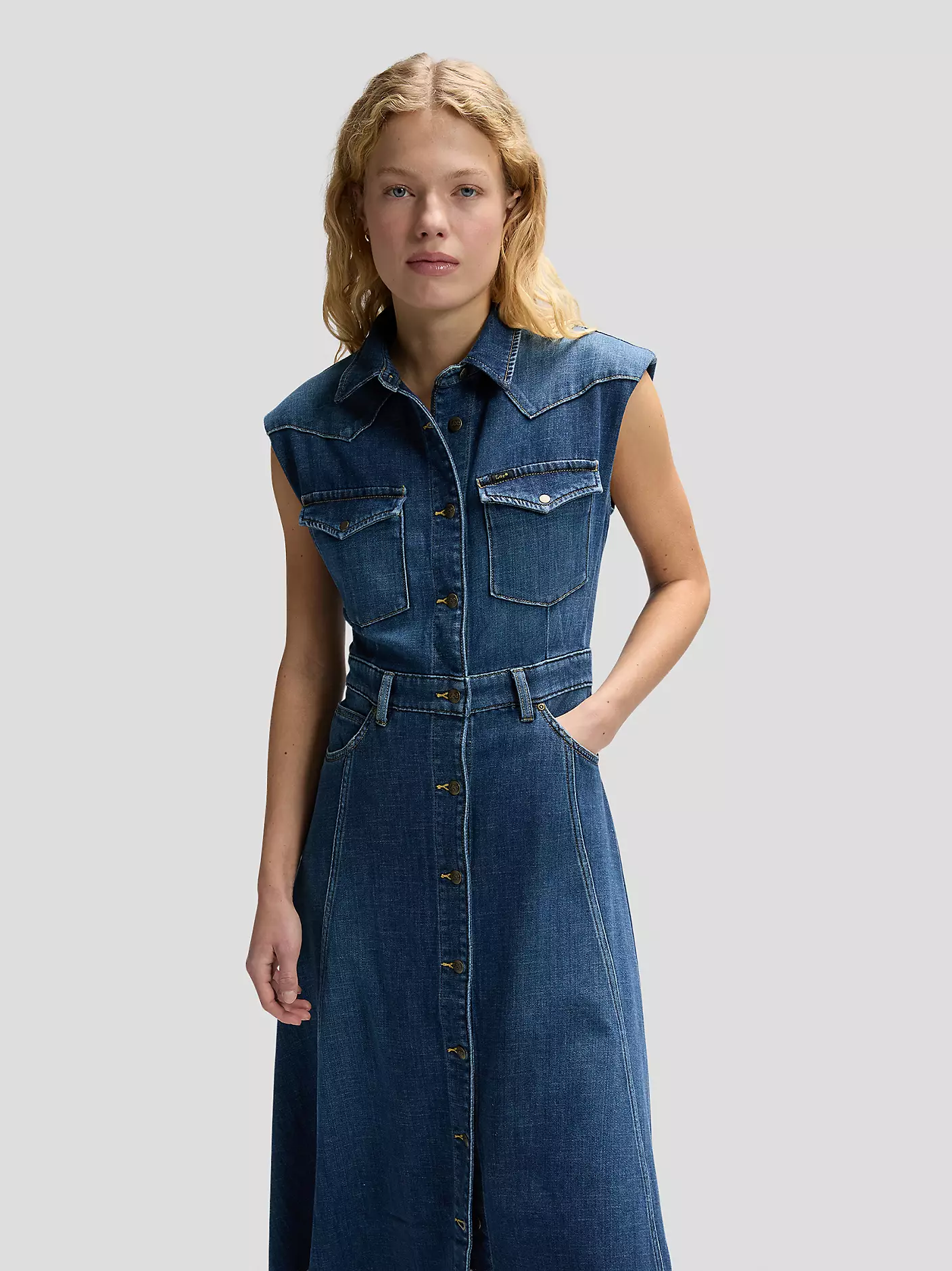 DAMSKIE SUKIENKA JEANSOWA LEE MAXI WESTERN DRESS DARK MAGIC 112376938