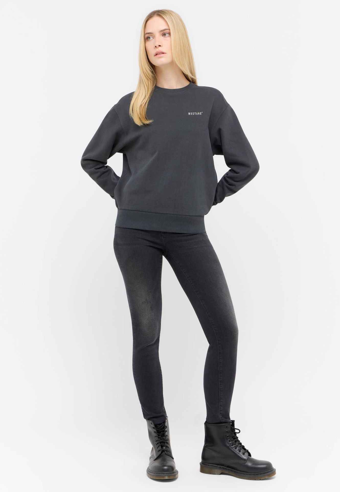 Damska Bluza Nierozpinana Mustang Style Aberdeen Pirate Black 1015947 4088