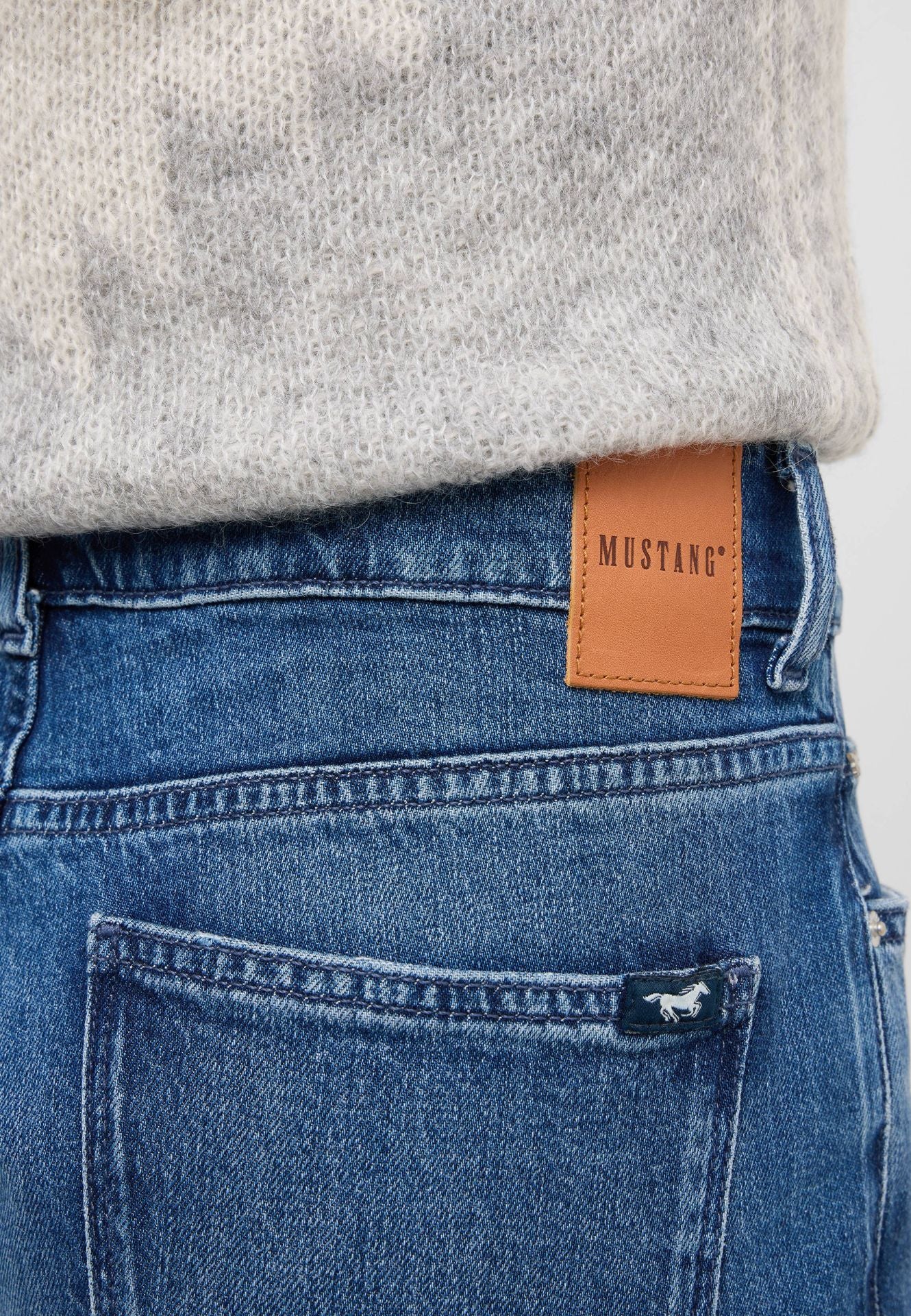 Damskie Spodnie Jeansowe Mustang Style Madison Wide Denim Blue 1016931 5000 582