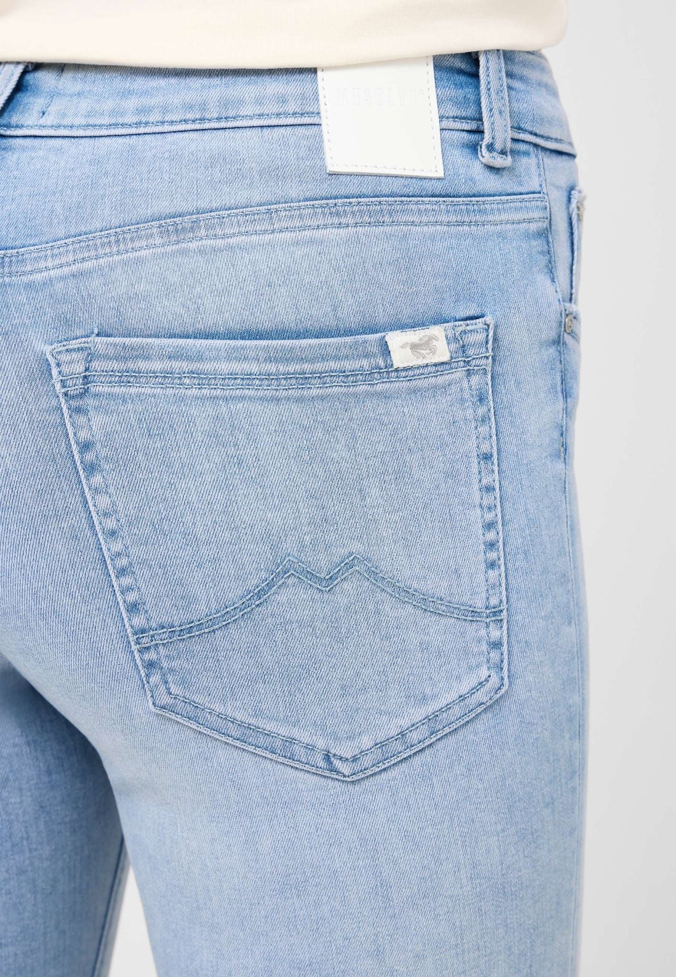 Damskie Spodnie Jeansowe Mustang Style Shelby Slim Denim Blue 1016542 5000 211