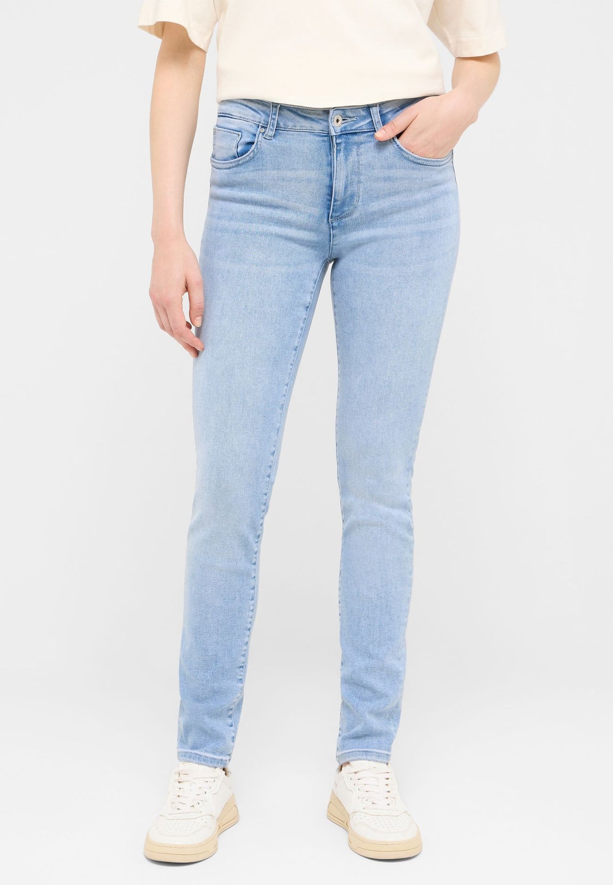 Damskie Spodnie Jeansowe Mustang Style Shelby Slim Denim Blue 1016542 5000 211