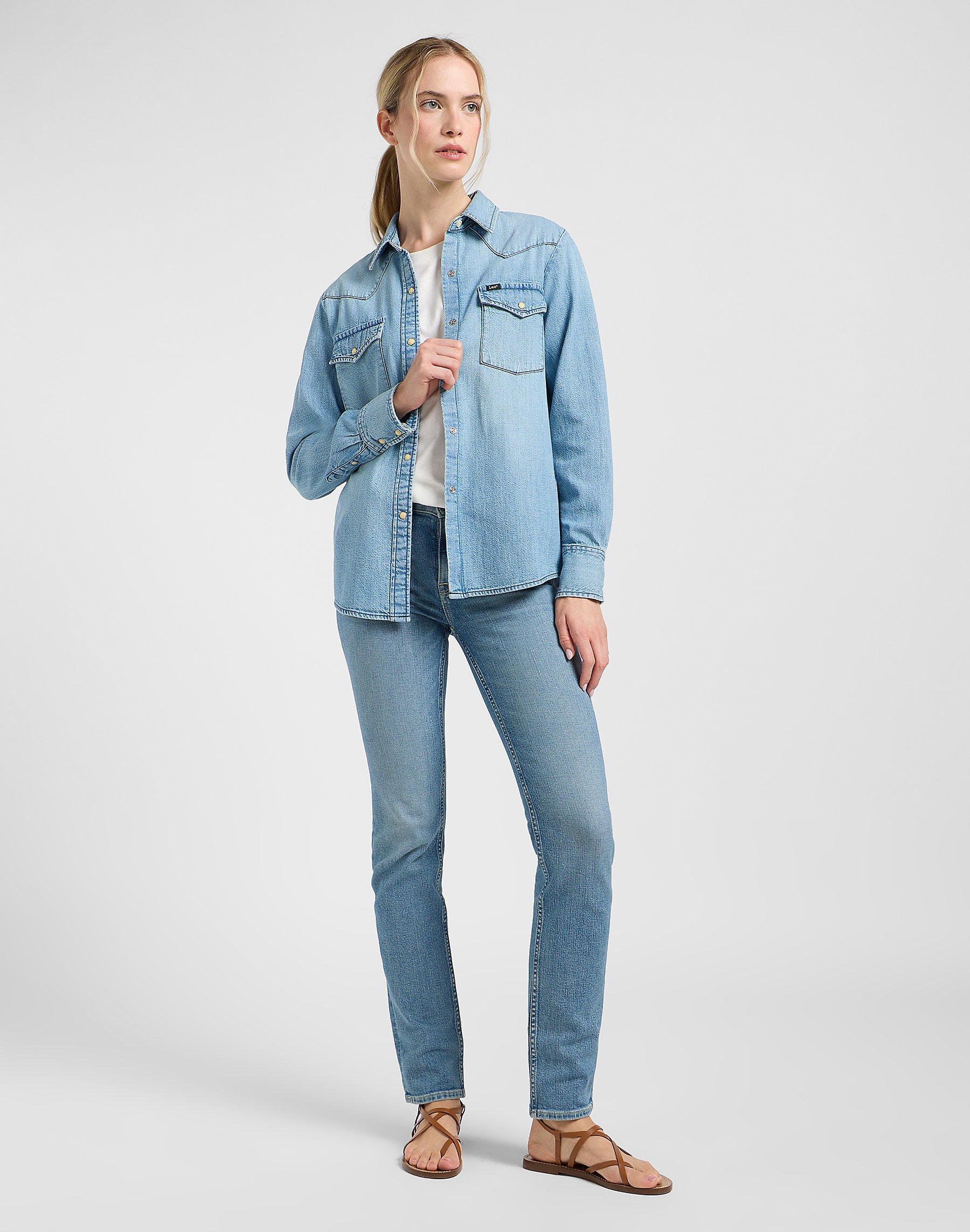 LEE DAMSKA KOSZULA JEANSOWA LEE WESTERN SHIRT MODERN BLUE 112363425