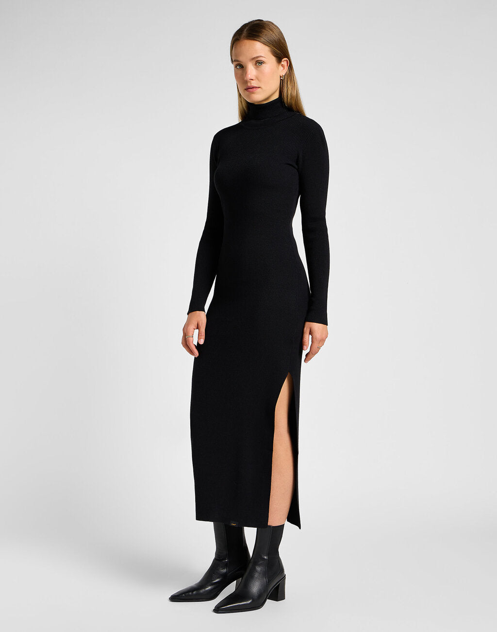 Damska Sukienka Dzianinowa Lee Knitted Dress 112358303 LI81011656