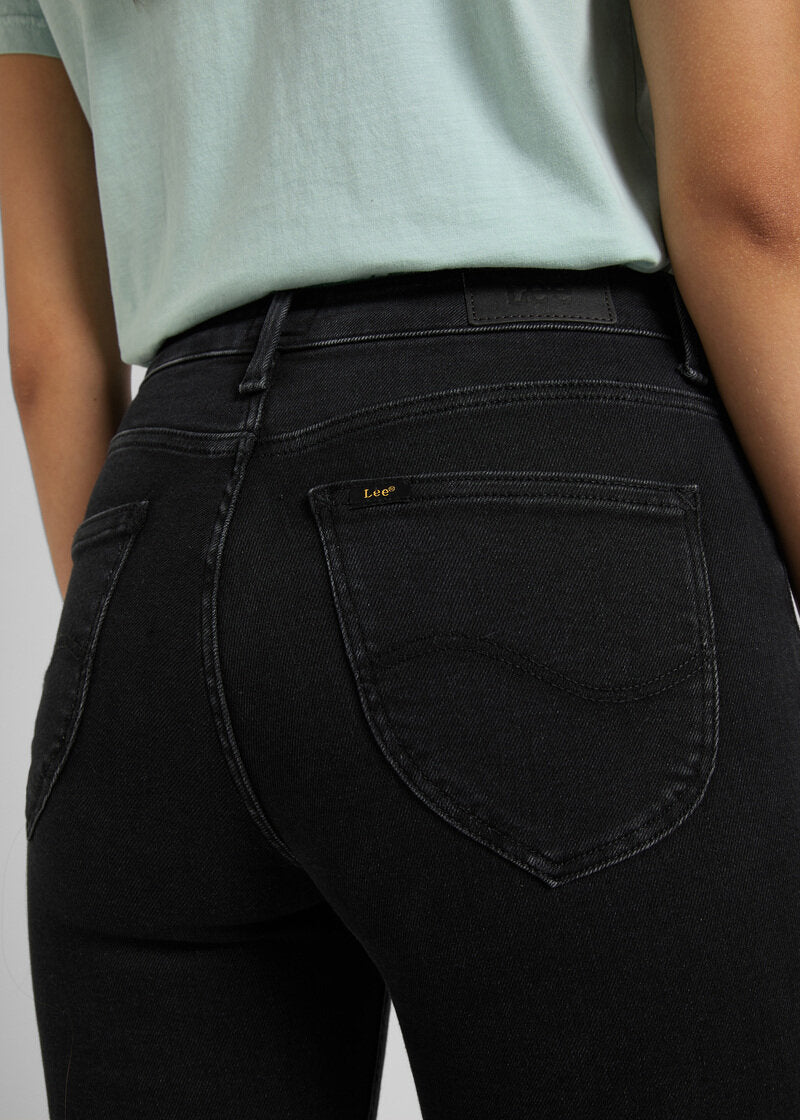 Damskie Spodnie Jeansowe Lee ForeverFit Black Avery L32SOZVT 112145054