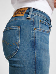 LEE DAMSKIE SPODNIE JEANSOWE LEE SCARLETT MID DUST 112355242