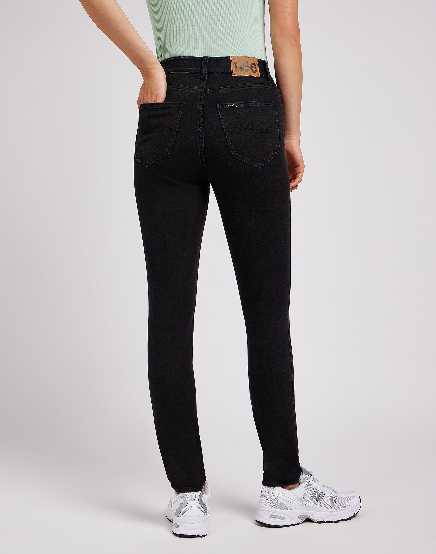 Damskie Spodnie Jeansowe ULC Skinny Black 112350783 L35V011656