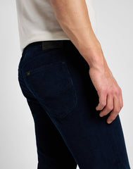 LEE DAREN ZIP FLY MĘSKIE SPODNIE MATERIAŁOWE SZTRUKSOWE RIVET NAVY 112355815 L707008607