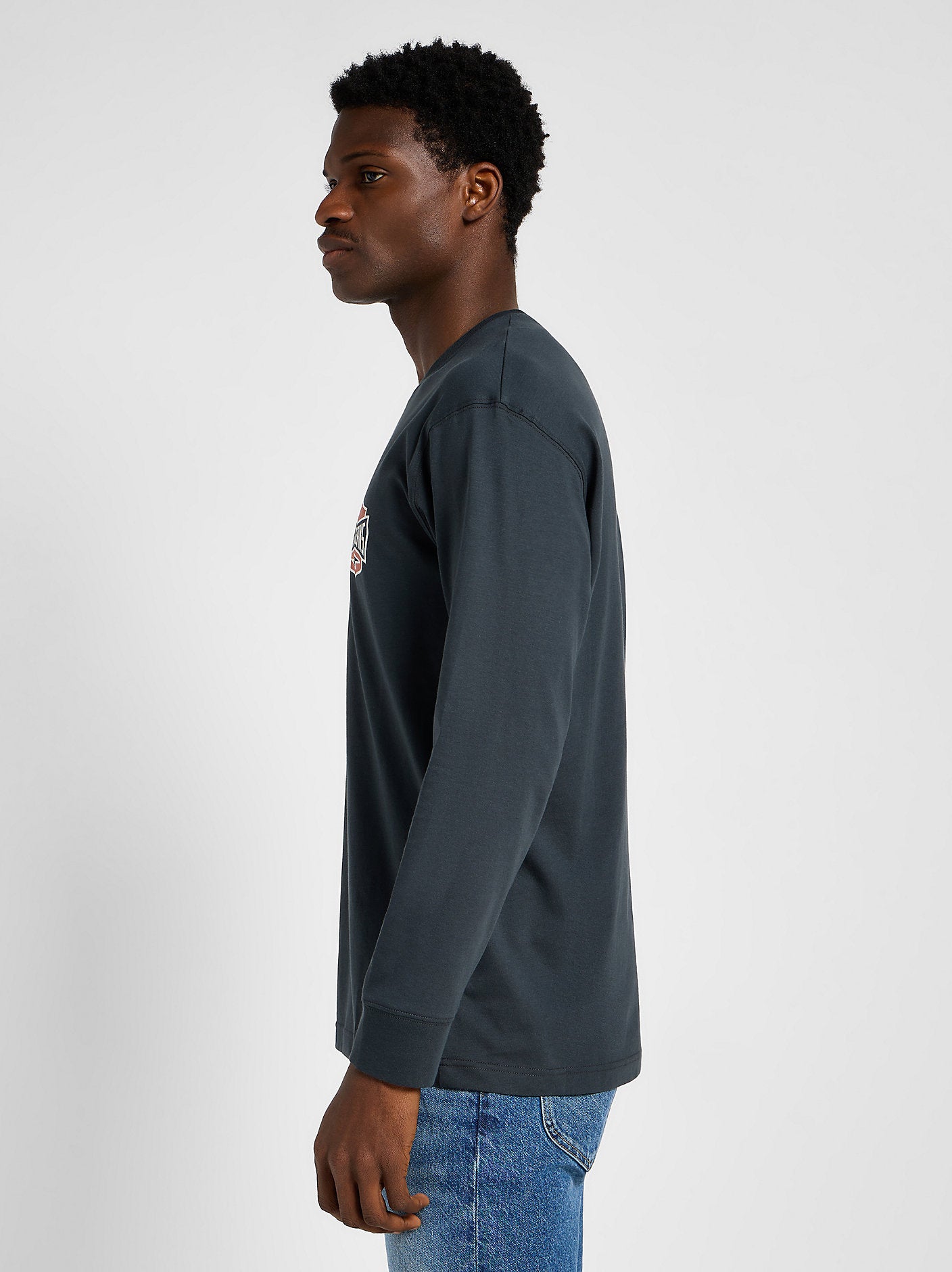 Męska Bluzka Z Długim Rękawem Longsleeve Lee LS Ess Seasonal Tee Washed Black 112358045