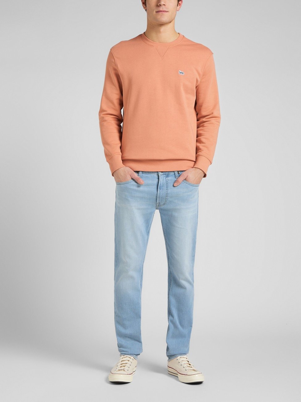 LEE PLAIN CREW SWS MĘSKA BLUZA LOGO RUST L81ISPUK 112145597