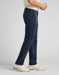 LEE REGULAR CHINO MĘSKIE SPODNIE SZTRUKSOWE SZTRUKS MOOD INDIGO L71FQE50 112321615