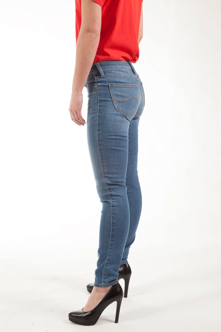 LEE SCARLETT DAMSKIE SPODNIE JEANSOWE LIGHT USED L526SIVF 112111917
