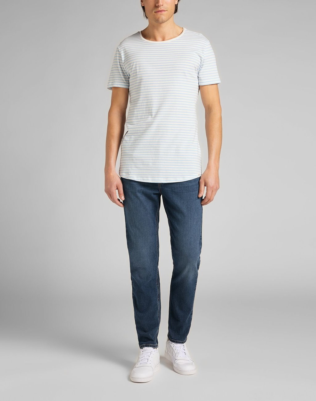 LEE SHAPED TEE MĘSKI T-SHIRT KOSZULKA SKYWAY BLUE L62JEBQL 112140411