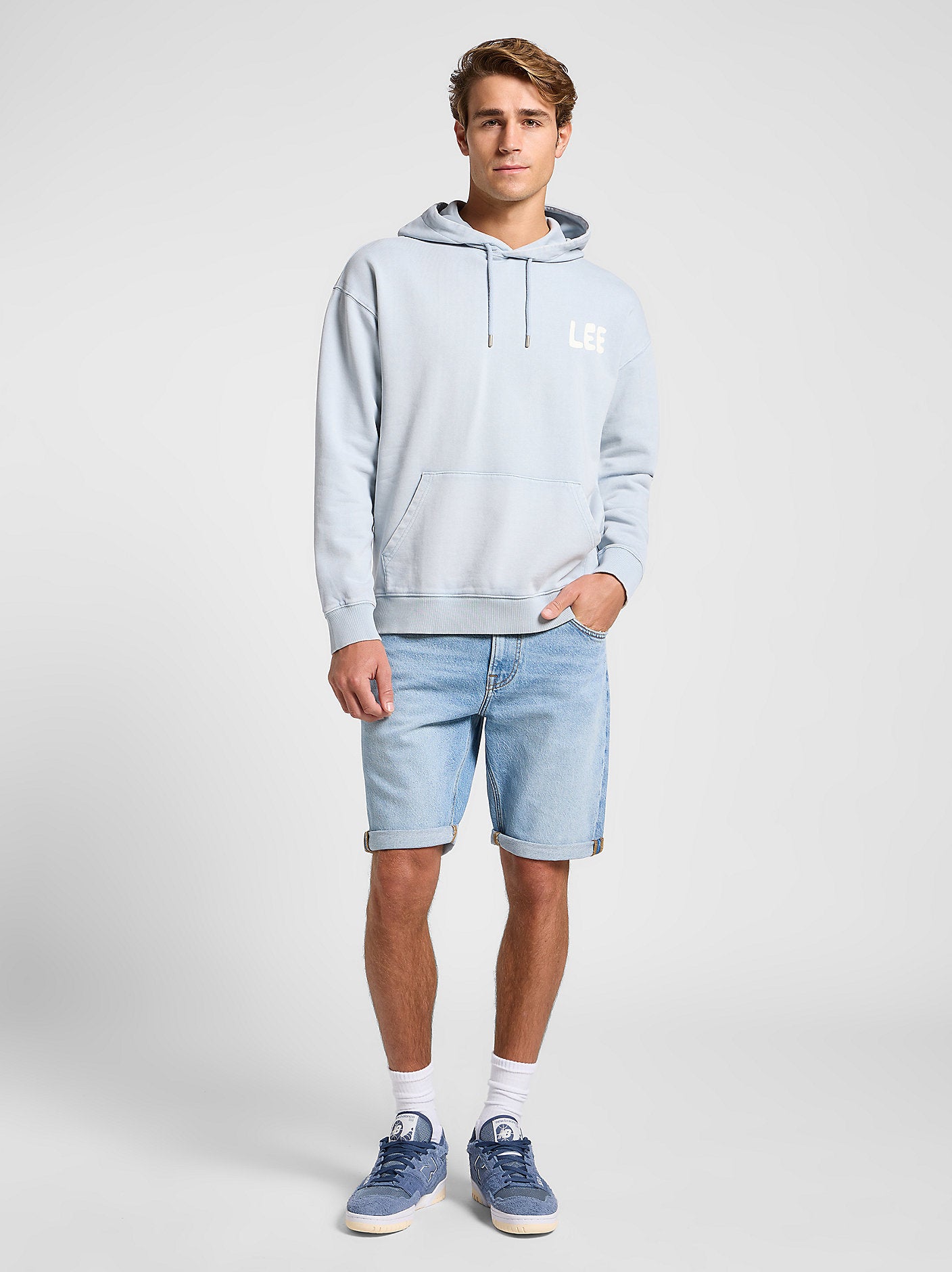 MESKA BLUZA LEE RELAXED GRAPHIC HOODIE CONCRETE GRA 112364071