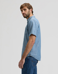 MĘSKA KOSZULA LEE SS UTILITY WORKSHIRT LIGHT CHAMBRAY 112376591