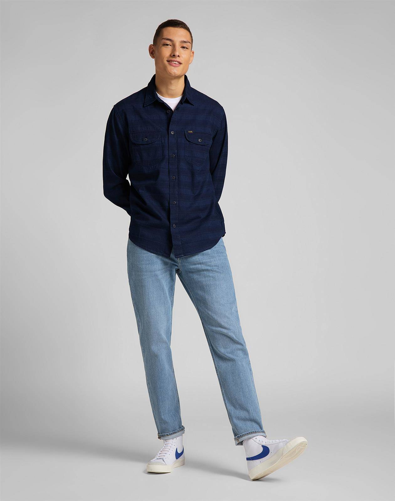MĘSKA KOSZULA MATERIAŁOWA LEE WORKER SHIRT INDIGO L68HKPDK 112117138
