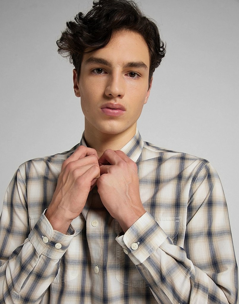 MĘSKA KOSZULA MATERIAŁOWA LEE WORKER SHIRT SERVICE SAND L68HKLOY 112117135