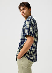 Meska Koszula Wrangler SS 1 Pkt Shirt Crepe Indigo 112362902