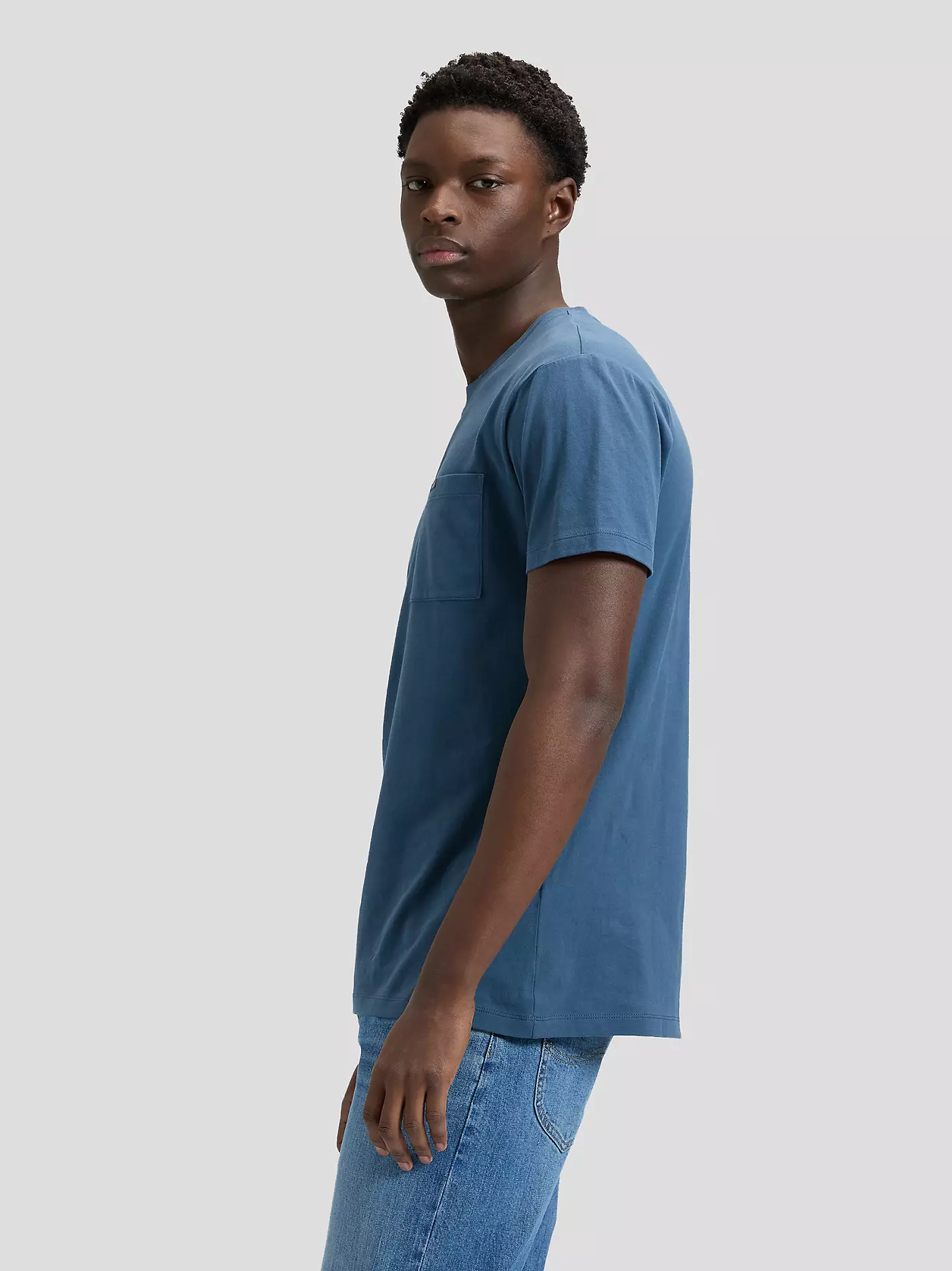 MĘSKA KOSZULKA LEE ULTIMATE POCKET TEE ACADEMY BLUE 112376434