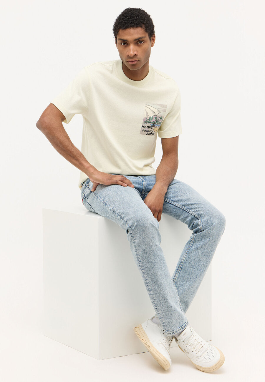 MĘSKA KOSZULKA MUSTANG Austin T-shirt NADRUK Light Gray 1015076 3003