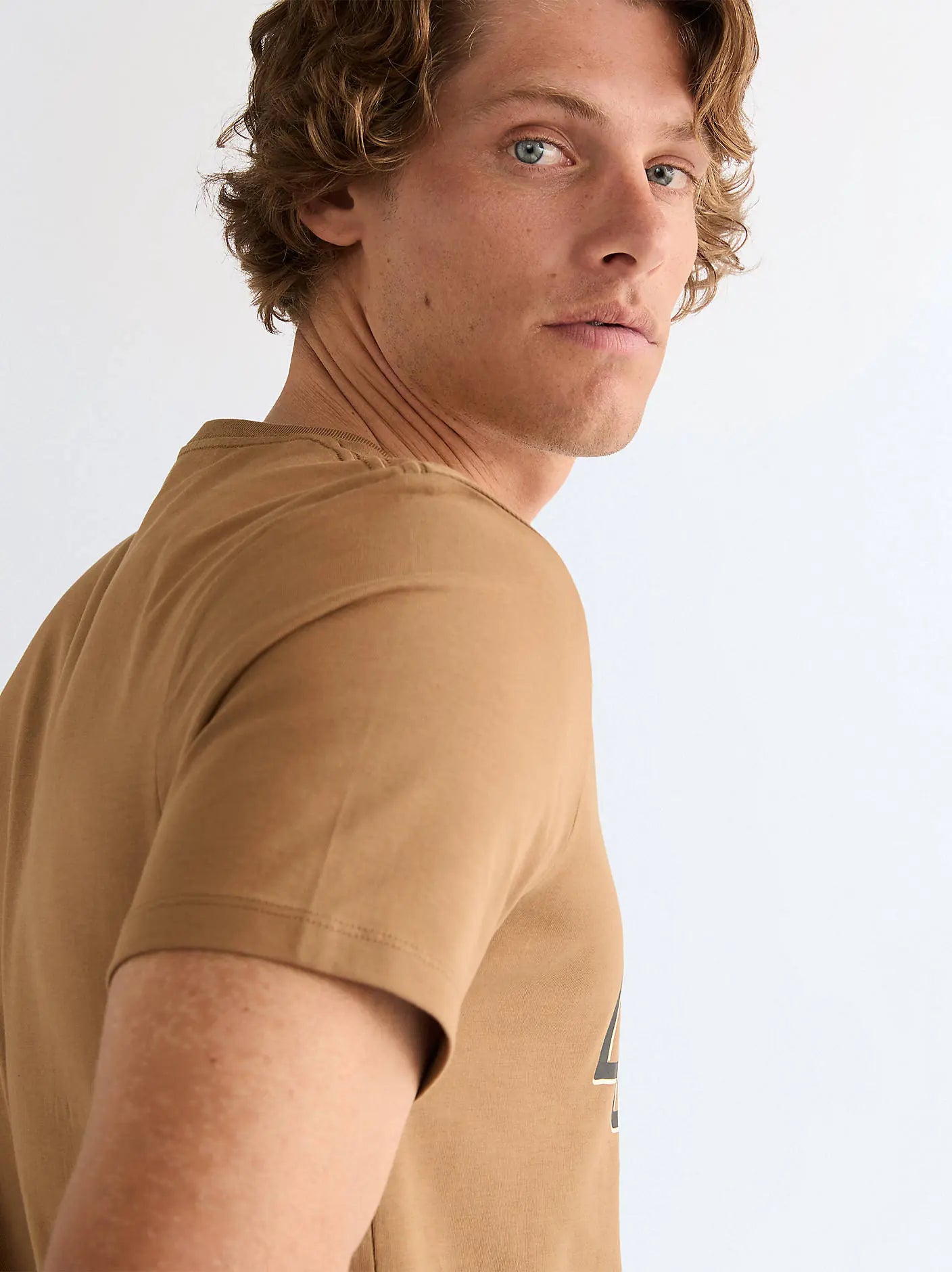 MESKA KOSZULKA WRANGLER AMERICANA TEE ERMINE 112378475
