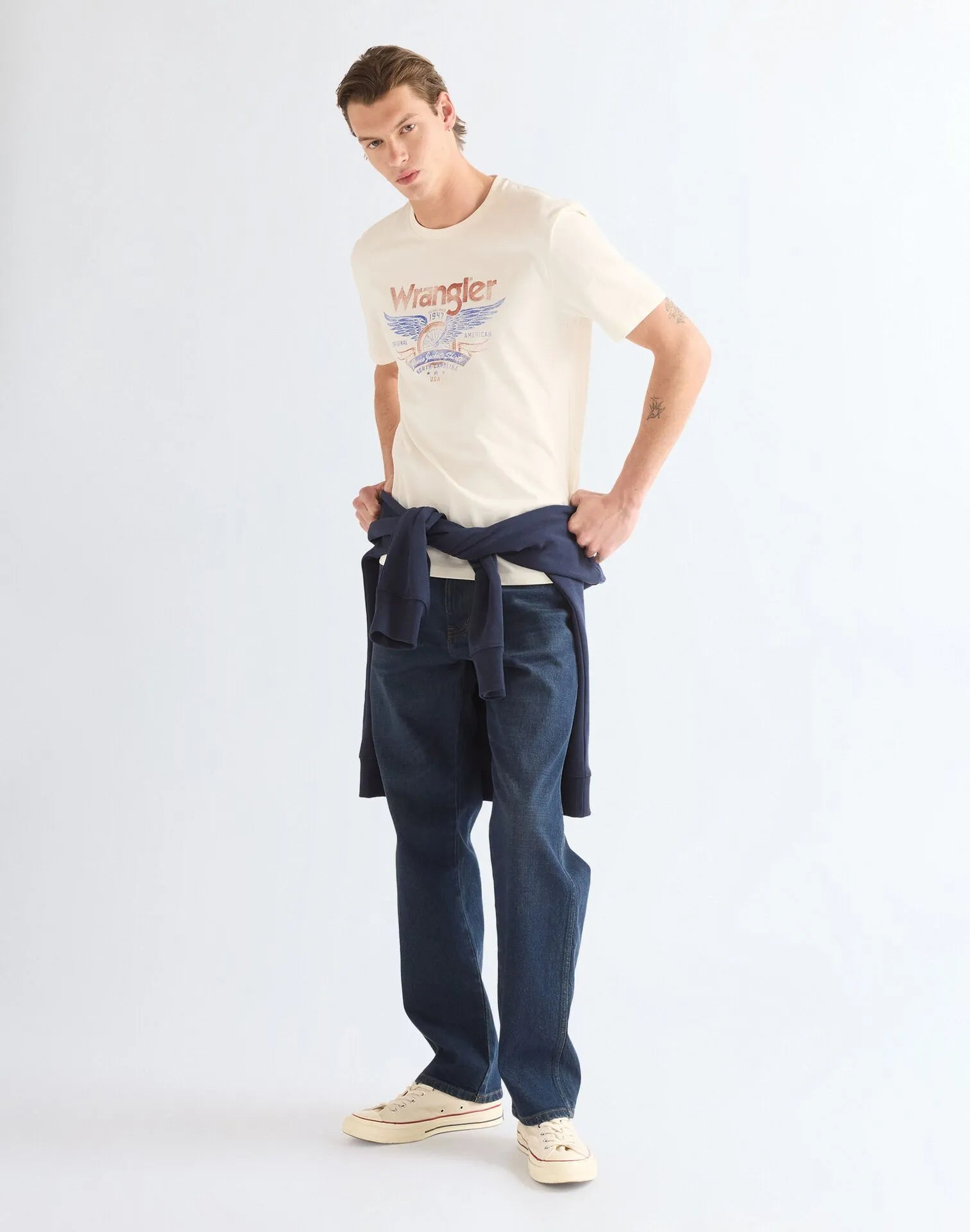 MĘSKA KOSZULKA WRANGLER AMERICANA TEE WORN WHITE 112387010