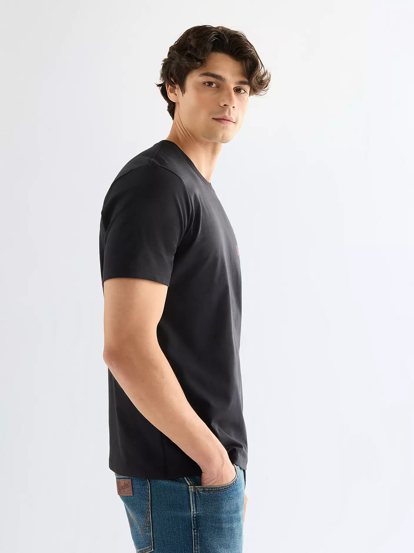 MĘSKA KOSZULKA WRANGLER LOGO TEE BLACK 112378502