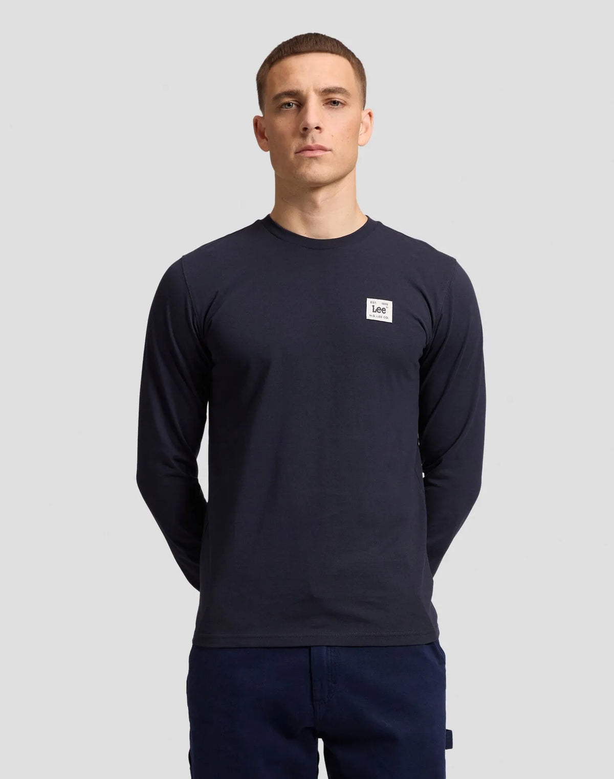MĘSKI LONGSLEEVE LEE LS WOVEN LABEL TEE NAVY 112387316