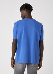 MĘSKI T-SHIRT WRANGLER SS CAR TEE WRANGLER BLUE W7APGFX05 112131358