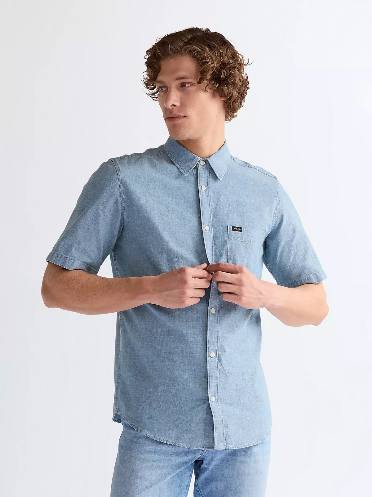 MĘSKIE KOSZULA WRANGLER SS CHAMBRAY SHIRT INDIGO 112378075