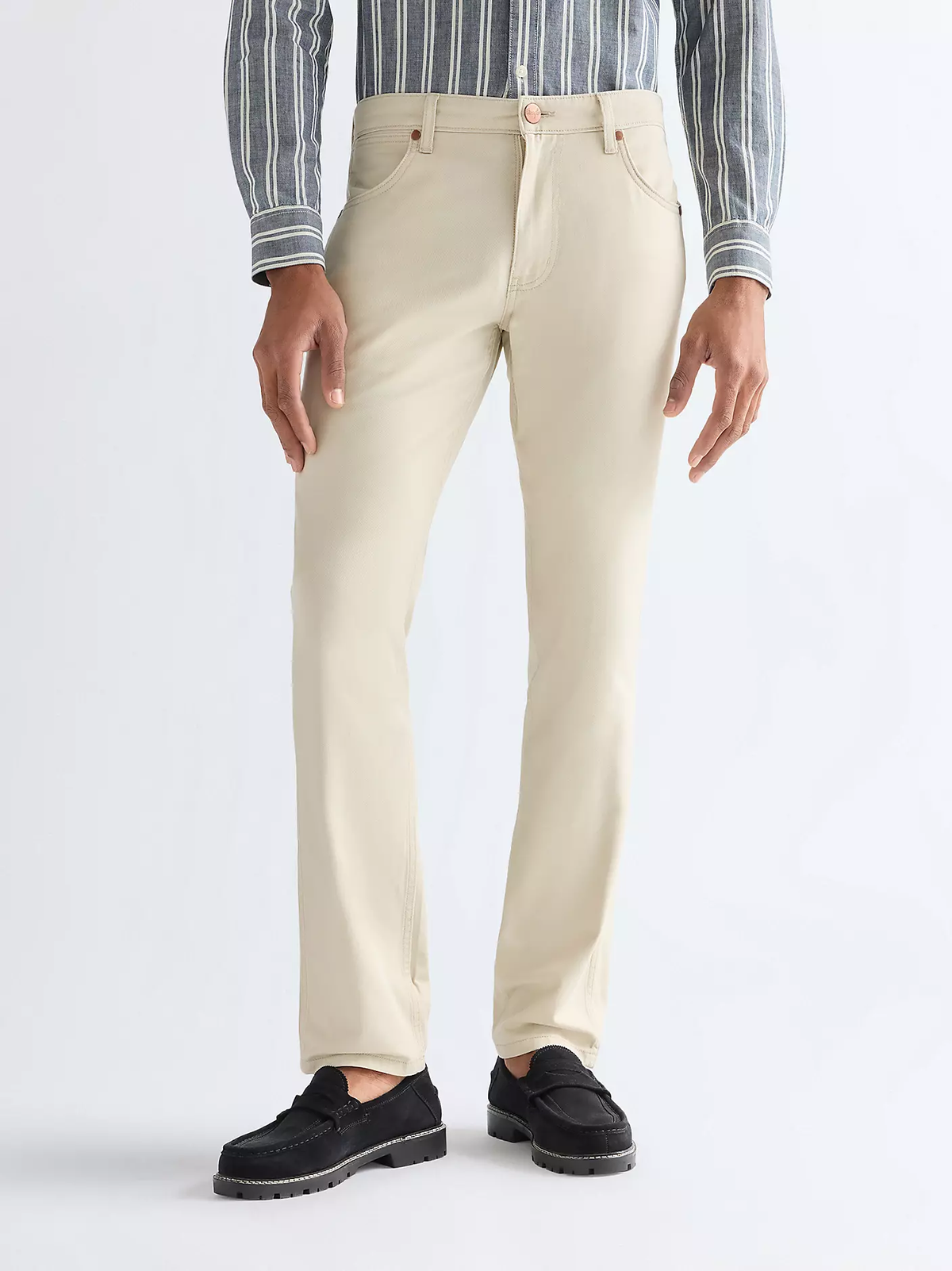 MĘSKIE SPODENIE WRANGLER GREENSBORO PELICAN 112378995